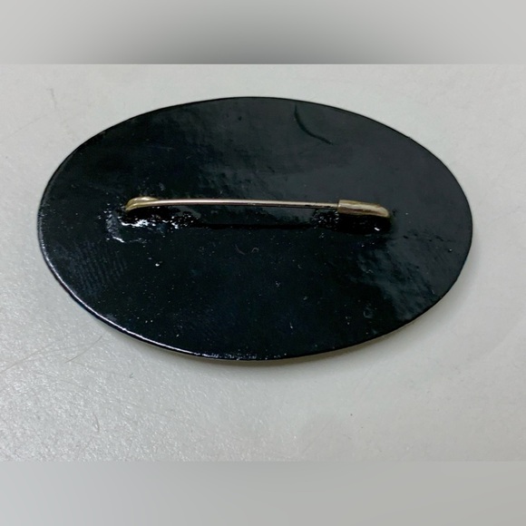 Vtg Soviet Era Russian Artist Signed Hand Painted Lacquer Pinback Brooch - Picture 5 of 15